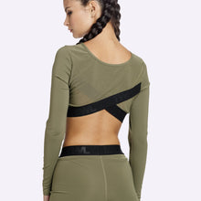 Load image into Gallery viewer, The WOD Life - Women's Classics Striker L/S Crop - Khaki
