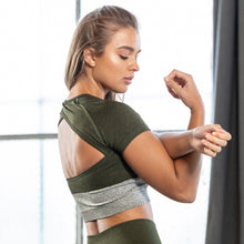 Load image into Gallery viewer, The WOD Life - Women's Endure Seamless Crop - Dark Olive Marl/Stone Marl
